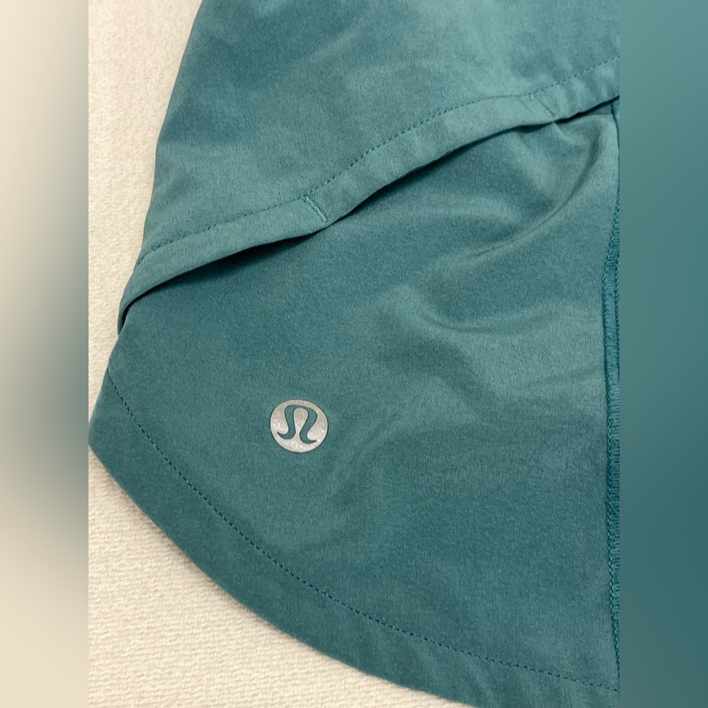 Lululemon Speed Up Shorts 4 *see description - Picture 4 of 7